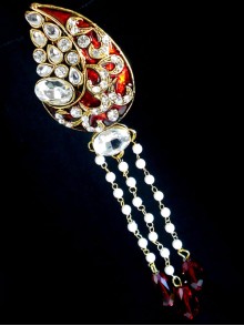 Brooch/Sareepin